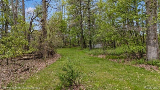 3305 Ludwig Road, Oxford Charter Township, MI 48371