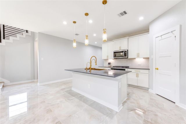 3205 Isabella Falls Drive, Katy, TX 77493