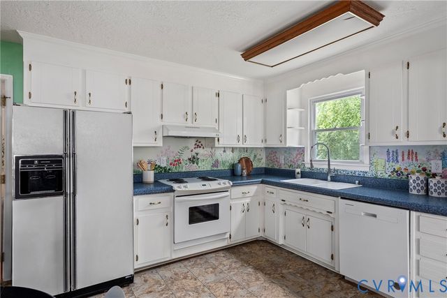 4925 Brickhaven Dr, Chesterfield, VA 23832