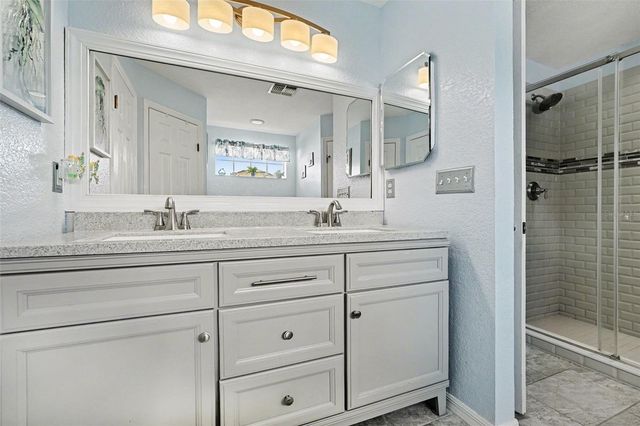 628 SIERRA CIRCLE, Davenport, FL 33837