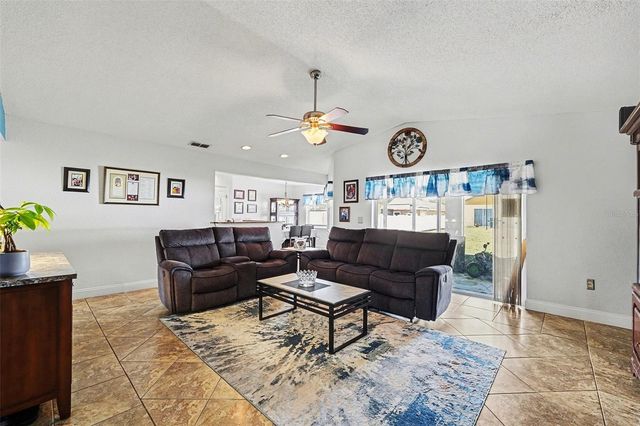 628 SIERRA CIRCLE, Davenport, FL 33837