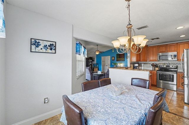 628 SIERRA CIRCLE, Davenport, FL 33837