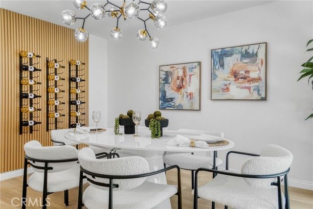 8400 Chimineas Avenue, Northridge (los Angeles), CA 91325