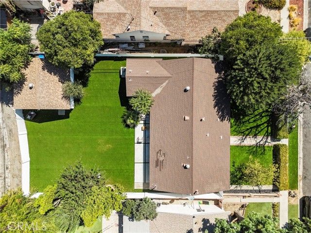 8400 Chimineas Avenue, Northridge (los Angeles), CA 91325