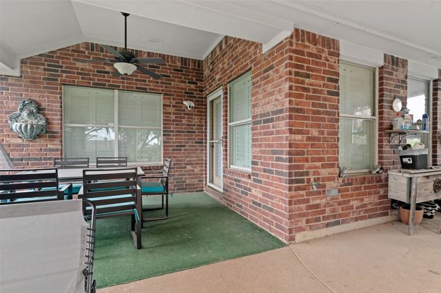 10108 Serene Court, Denton, TX 76207