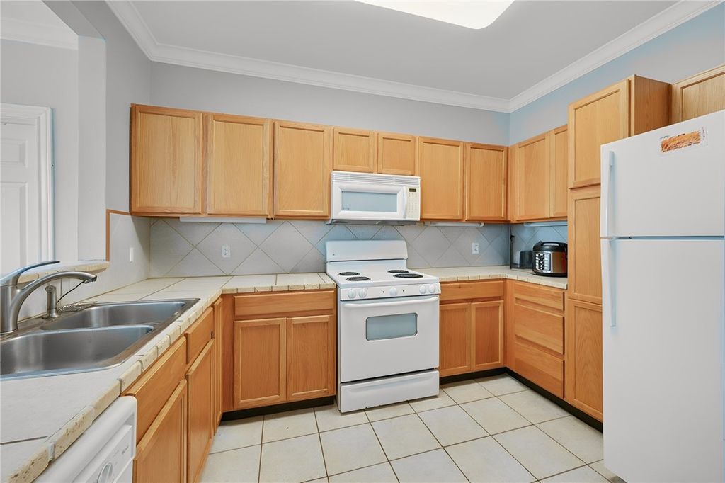 801 Luther W 407, College Station, TX 77840 — photo 4