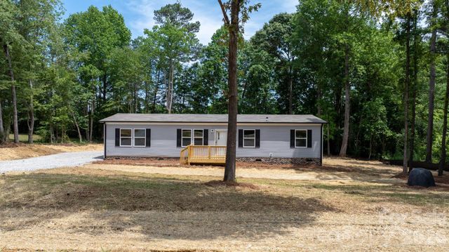 1331 Maiden Wood Circle, Maiden, NC 28650