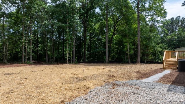 1331 Maiden Wood Circle, Maiden, NC 28650