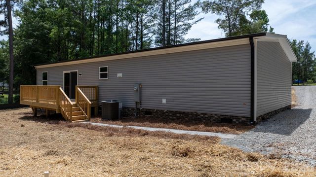 1331 Maiden Wood Circle, Maiden, NC 28650