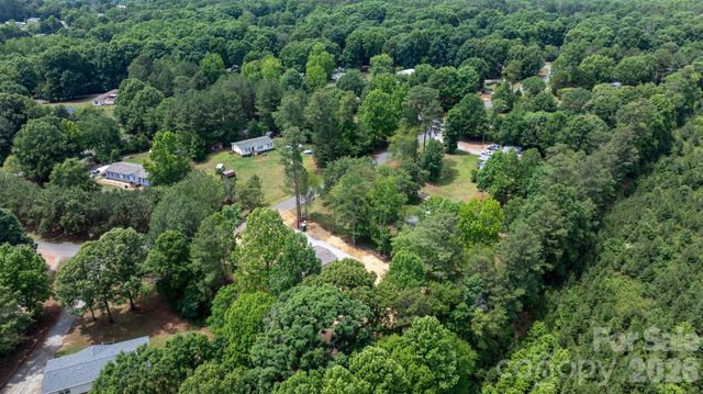 1331 Maiden Wood Circle, Maiden, NC 28650