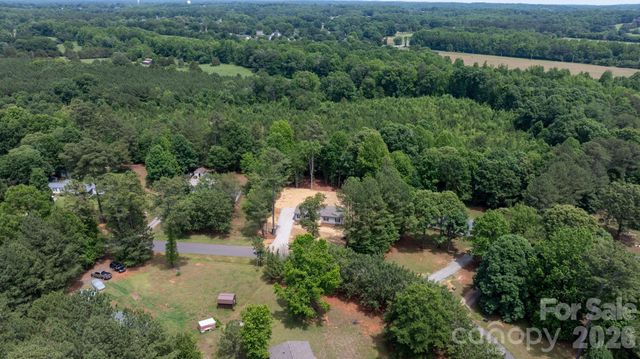 1331 Maiden Wood Circle, Maiden, NC 28650