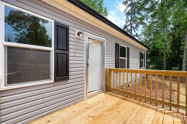 1331 Maiden Wood Circle, Maiden, NC 28650