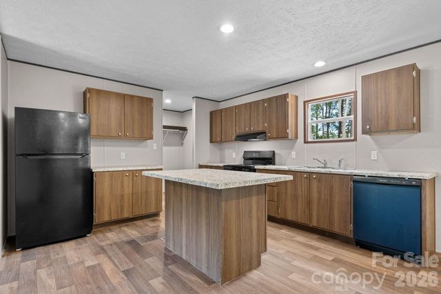 1331 Maiden Wood Circle, Maiden, NC 28650