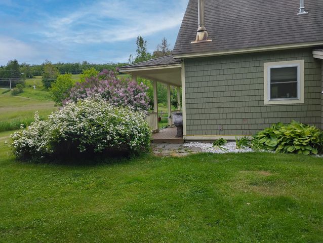 30 Carlton Hill Road, Colebrook, NH 03576