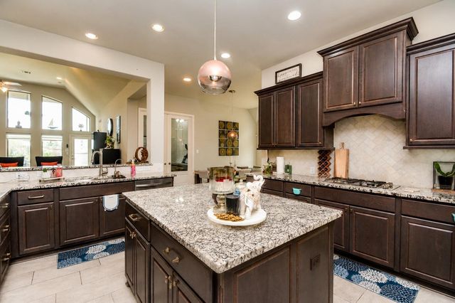 3209 Iris Trail Lane, Pearland, TX 77584