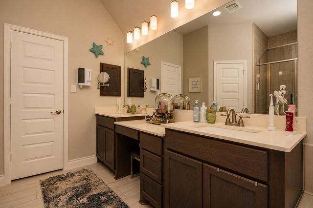 3209 Iris Trail Lane, Pearland, TX 77584
