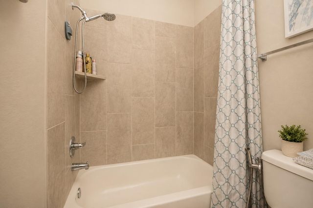 3209 Iris Trail Lane, Pearland, TX 77584
