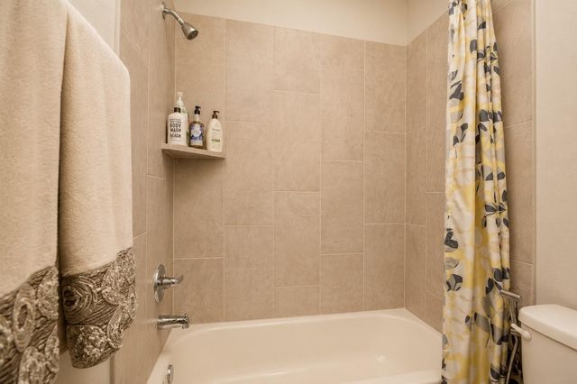 3209 Iris Trail Lane, Pearland, TX 77584