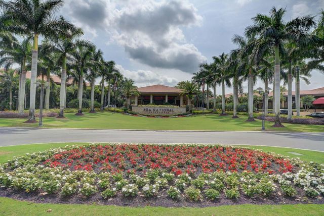 348 Brackenwood Circle, Palm Beach Gardens, FL 33418