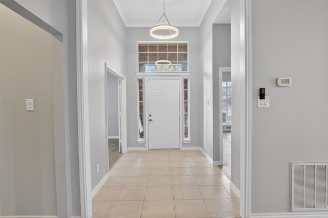 1426 Flamingo Drive, Lewisville, TX 75077