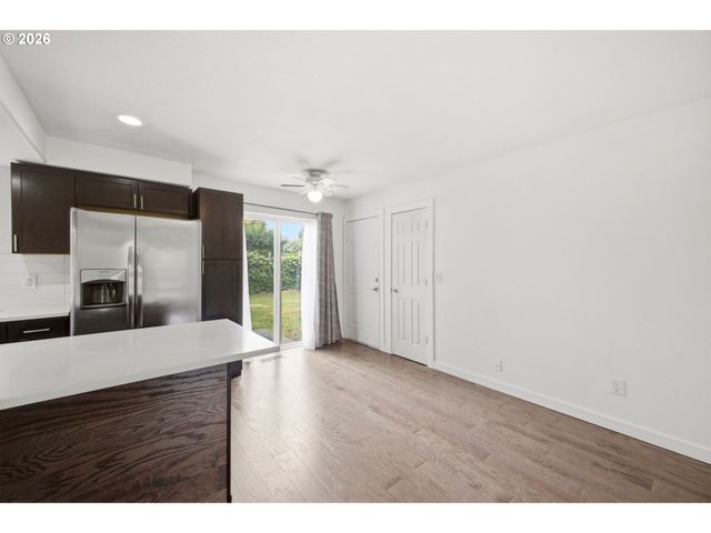 17156 Ne FLANDERS Way, Portland, OR 97230