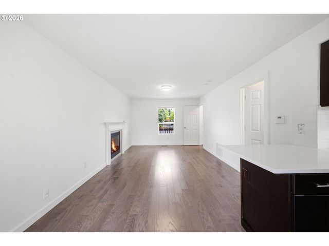 17156 Ne FLANDERS Way, Portland, OR 97230