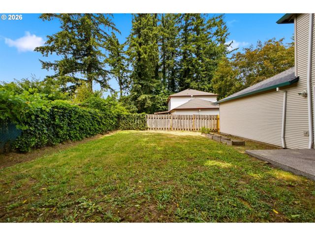 17156 Ne FLANDERS Way, Portland, OR 97230
