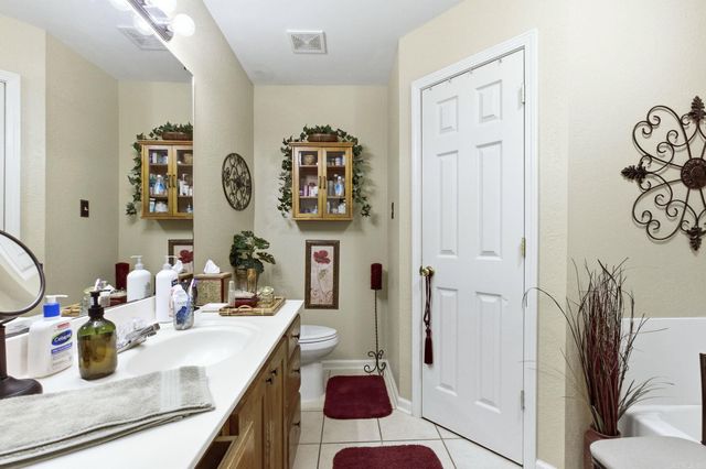 2624 Northshore Drive, Benton, AR 72015