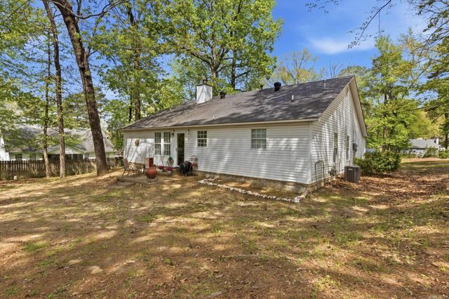 2624 Northshore Drive, Benton, AR 72015