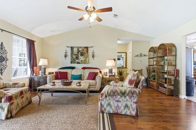 2624 Northshore Drive, Benton, AR 72015