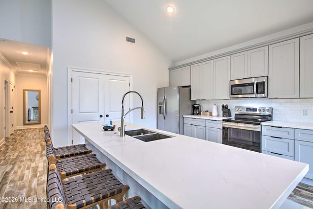 4082 Cardinal Street, Bay Saint Louis, MS 39520