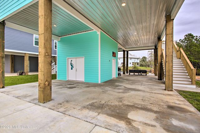 4082 Cardinal Street, Bay Saint Louis, MS 39520