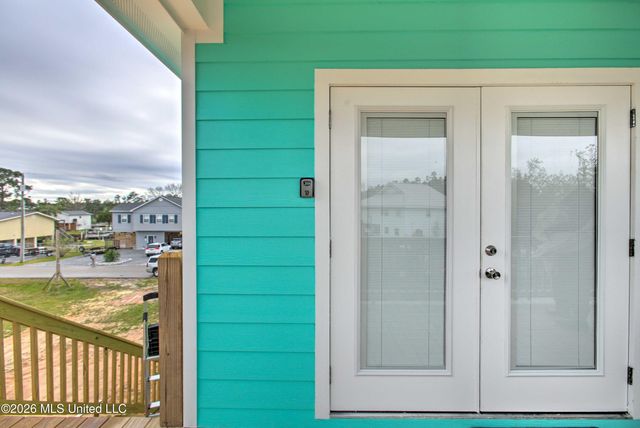4082 Cardinal Street, Bay Saint Louis, MS 39520