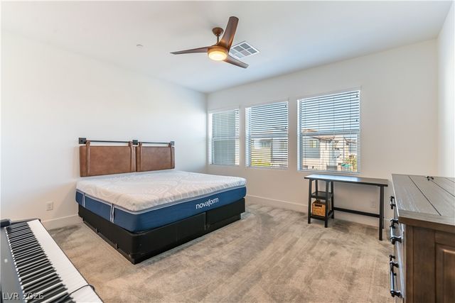 4312 Eagle Summit Avenue, Las Vegas, NV 89141