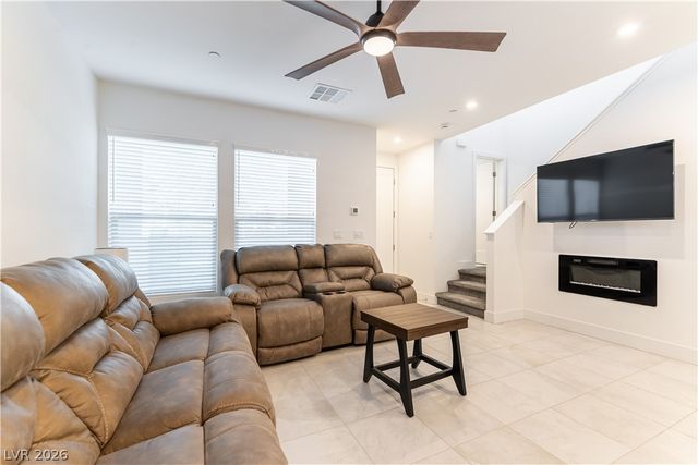 4312 Eagle Summit Avenue, Las Vegas, NV 89141
