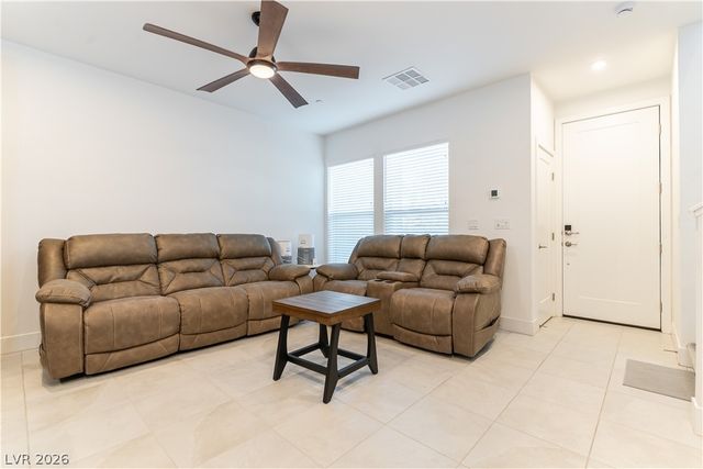 4312 Eagle Summit Avenue, Las Vegas, NV 89141