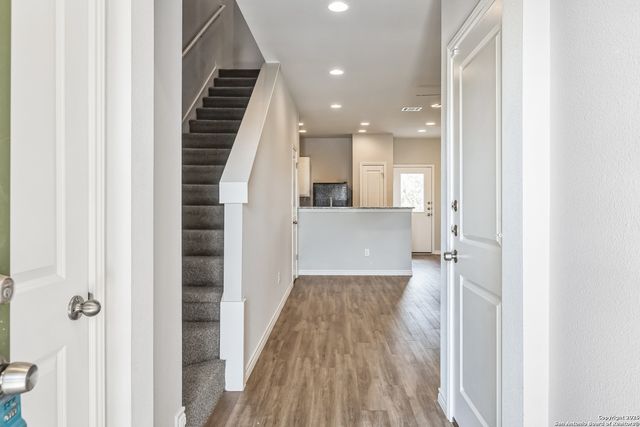 203 Peruna, Marble Falls, TX 78654