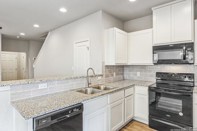 203 Peruna, Marble Falls, TX 78654