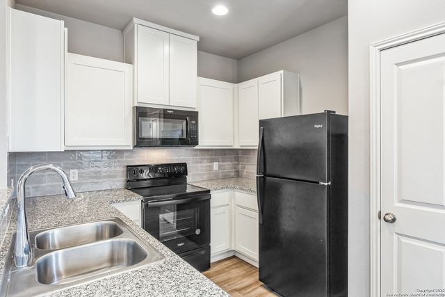 203 Peruna, Marble Falls, TX 78654