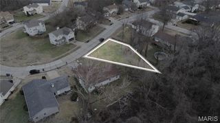 11857 Seven Hills Drive, Florissant, MO 63033