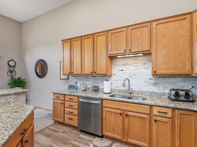 2955 Wyndam Court, Shakopee, MN 55379