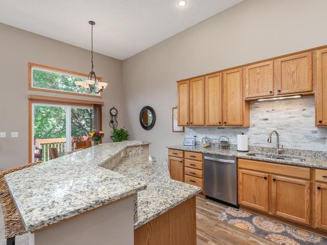 2955 Wyndam Court, Shakopee, MN 55379