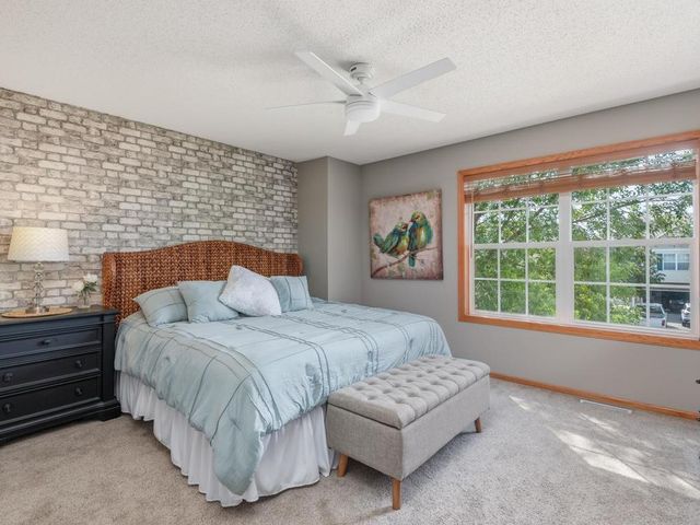 2955 Wyndam Court, Shakopee, MN 55379