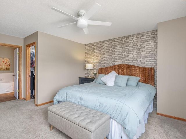 2955 Wyndam Court, Shakopee, MN 55379