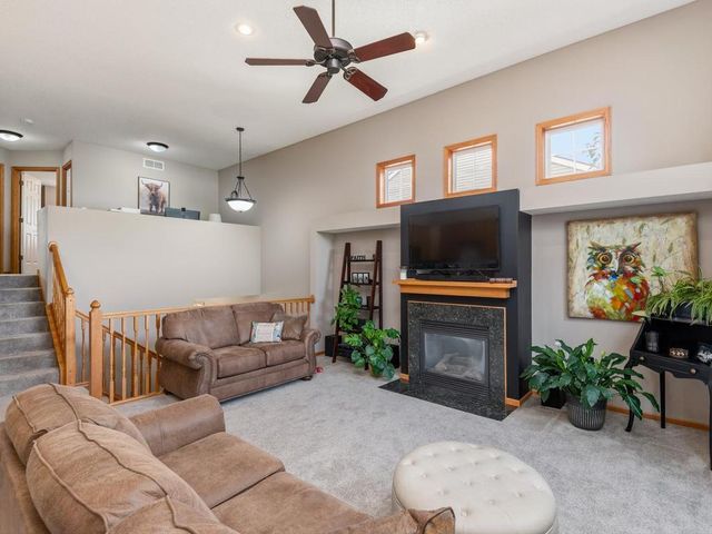 2955 Wyndam Court, Shakopee, MN 55379