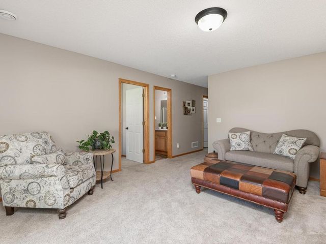 2955 Wyndam Court, Shakopee, MN 55379