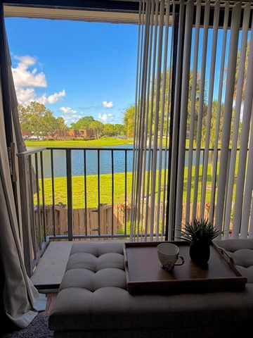 812 8th Way, West Palm Beach, FL 33407