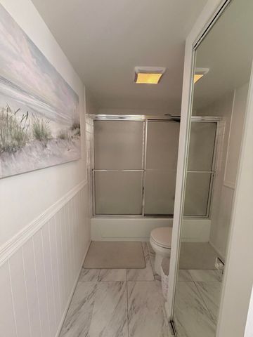 812 8th Way, West Palm Beach, FL 33407