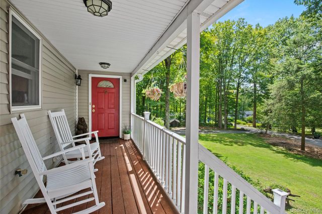 6 Rambler Road, Lincolndale, NY 10541