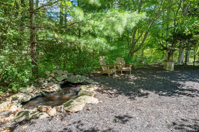 6 Rambler Road, Lincolndale, NY 10541